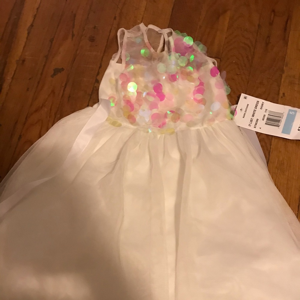 Rare Editions: It List: White Dress 4t